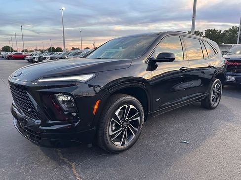 New 2026 Buick Enclave Sport Touring w/ Super Cruise Package image 5