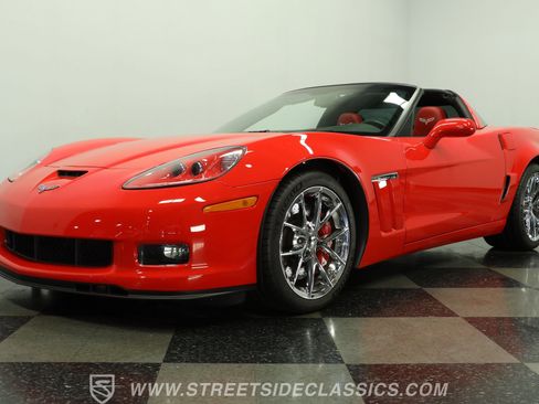 Used 2013 Chevrolet Corvette Grand Sport w/ 2LT Preferred Equipment Group RWD image 21
