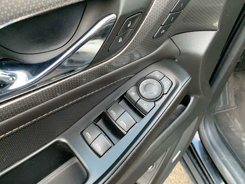 Certified 2023 Chevrolet Traverse Premier w/ Redline Edition image 24