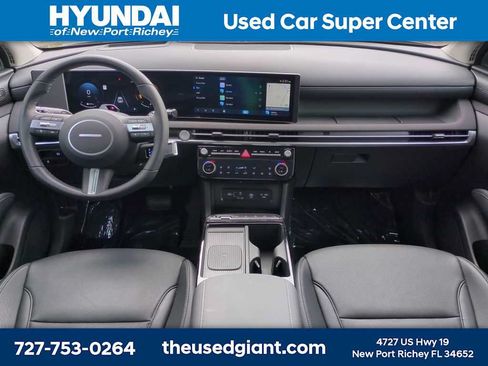 Used 2026 Hyundai Tucson Limited AWD/4WD image 16