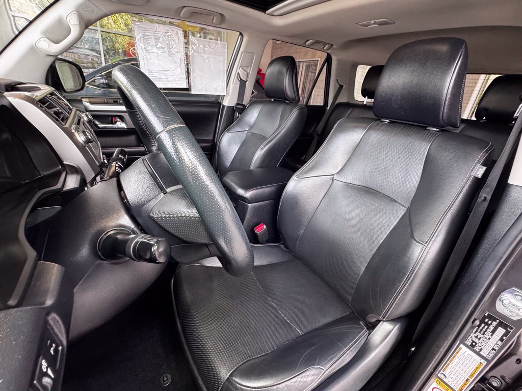 Used 2018 Toyota 4Runner Limited AWD/4WD image 18