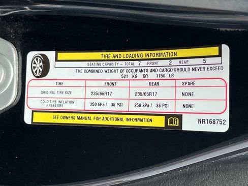 Used 2022 Chrysler Pacifica Touring FWD image 22