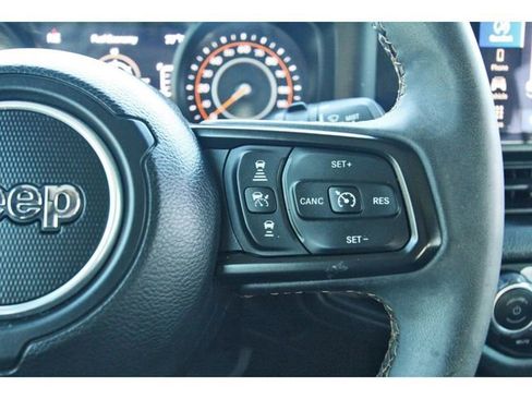 Used 2024 Jeep Wrangler Sport S image 23