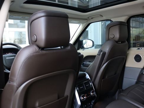 Used 2019 Land Rover Range Rover Sport Supercharged image 38