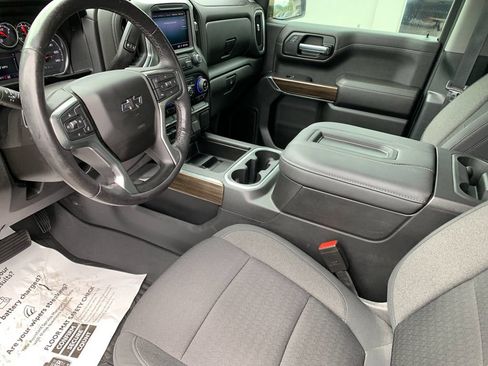 Used 2021 Chevrolet Silverado 1500 LT Trail Boss w/ Bed Protection Package AWD/4WD image 11