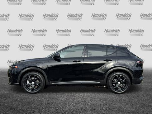 Used 2024 Dodge Hornet R/T w/ R/T Blacktop Package image 8