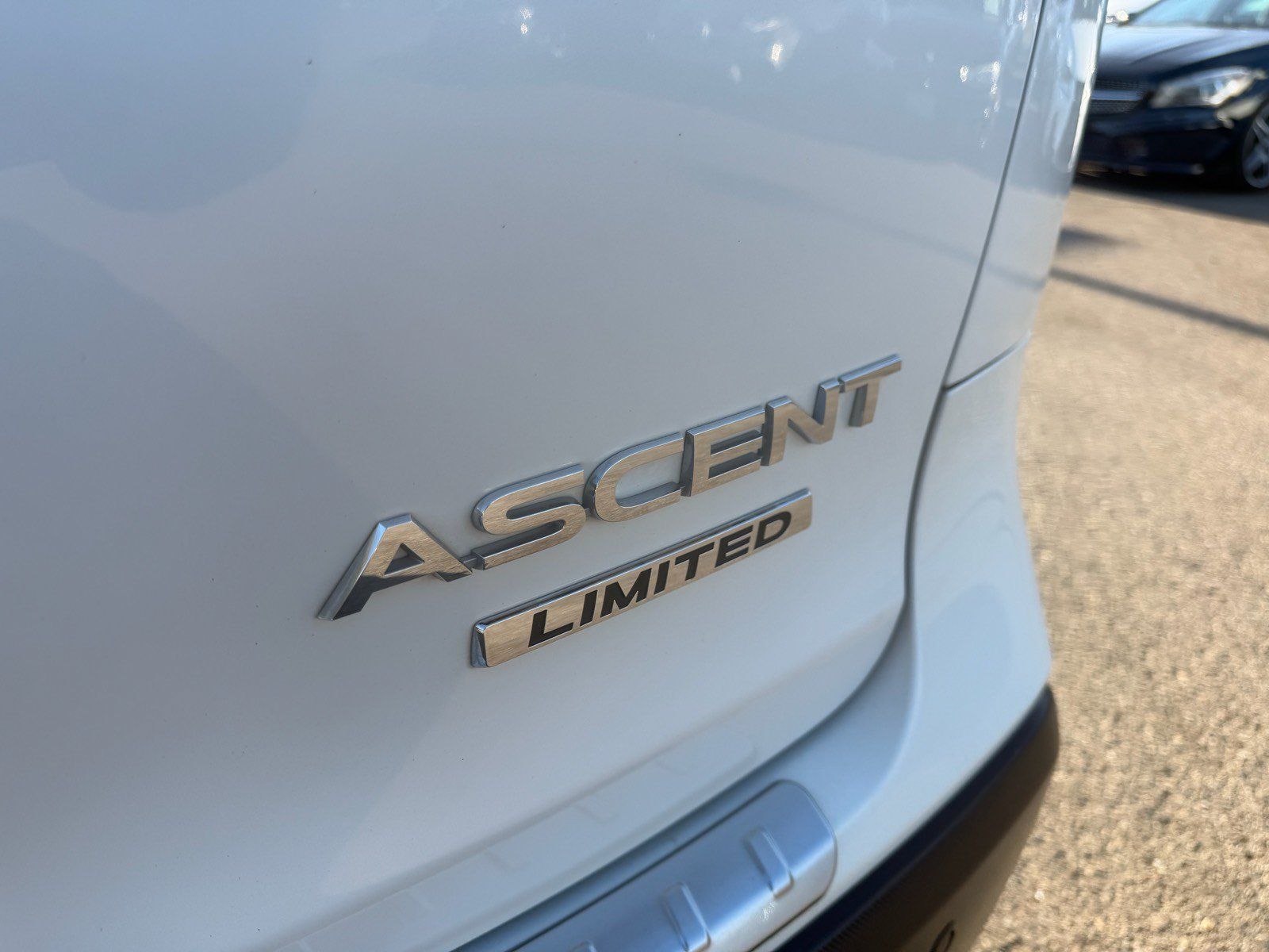 Used 2019 Subaru Ascent Limited w/ Popular Package #3 AWD/4WD image 10