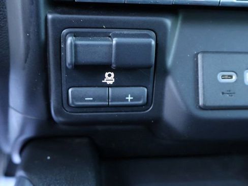 Used 2020 GMC Sierra 2500 Denali w/ Denali Ultimate Package image 34