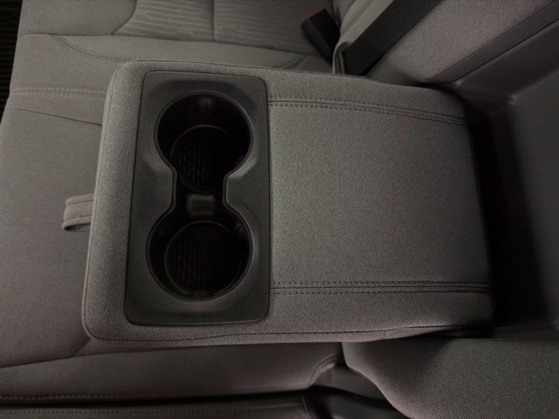 Used 2022 RAM 1500 Big Horn AWD/4WD image 12