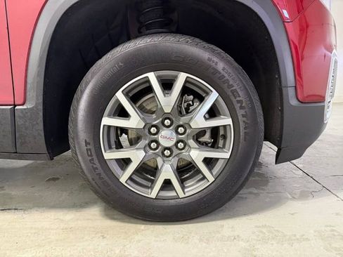 Certified 2023 GMC Acadia SLE w/ Driver Convenience Package image 31