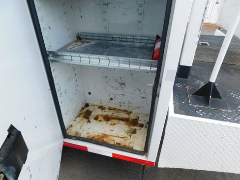 Used 2011 Ford F550 2WD Regular Cab Super Duty w/ PWR Equipment Group image 36