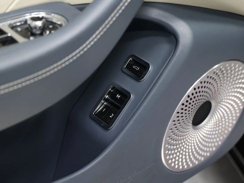 Used 2020 Bentley Flying Spur W12 w/ First Edition Specification AWD/4WD image 12