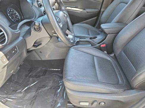 Certified 2021 Hyundai Kona Limited w/ Cargo Package image 16