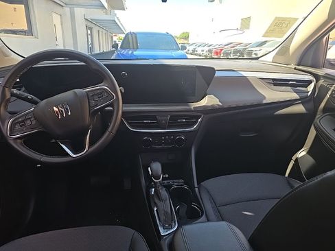 Used 2025 Buick Encore GX Preferred FWD image 5
