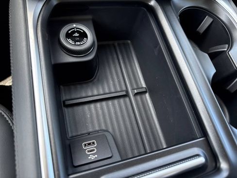 New 2026 Ford Expedition Active RWD image 33