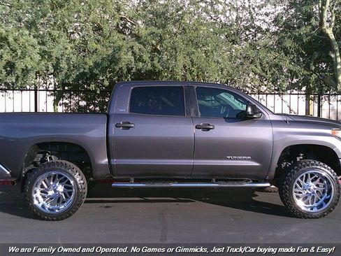 Used 2018 Toyota Tundra SR5 image 5