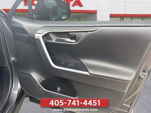 Used 2019 Toyota RAV4 XSE AWD/4WD image 11