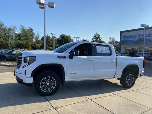 Used 2025 GMC Sierra 1500 AT4 AWD/4WD image 6