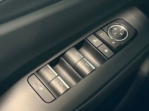 New 2026 Toyota Prius XLE image 33