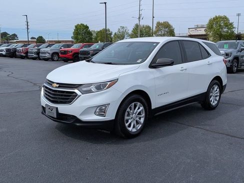 Used 2018 Chevrolet Equinox LS FWD image 7