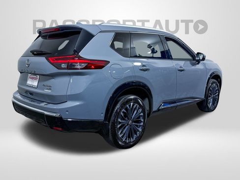 Certified 2024 Nissan Rogue Platinum image 9