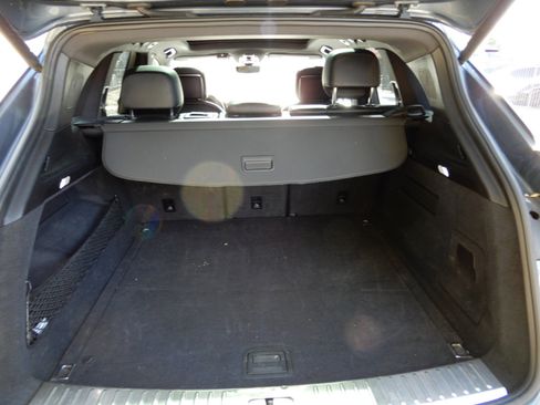 Used 2019 Porsche Cayenne image 9