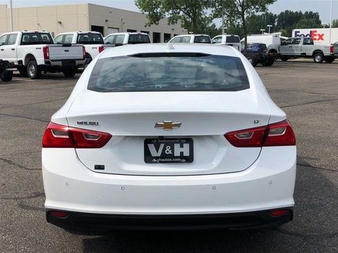 Used 2024 Chevrolet Malibu LT image 18