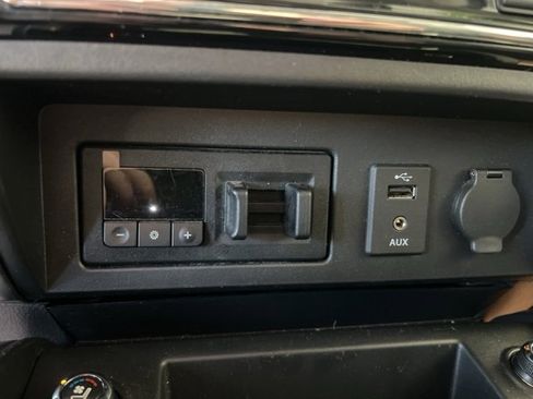 Used 2018 Nissan Titan Platinum Reserve image 17