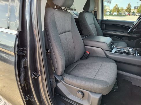 Used 2022 Ford Expedition Max XLT RWD image 31