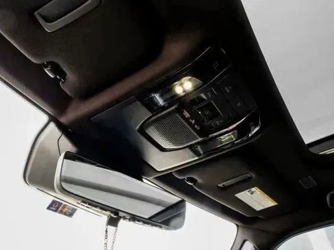 Used 2025 Lexus GX 550 image 34