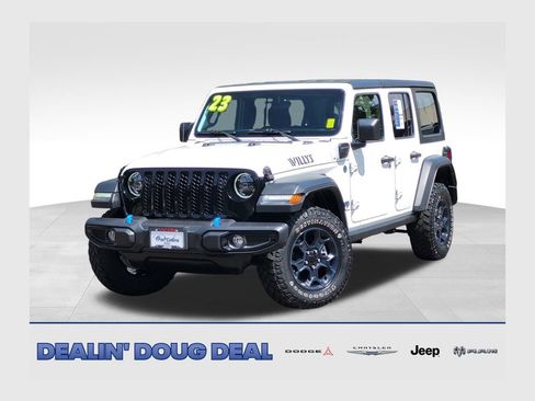 Used 2023 Jeep Wrangler Unlimited w/ Cold Weather Group AWD/4WD image 1