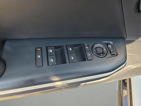 Used 2025 Kia K4 GT-Line w/ GT-Line Premium Package FWD image 15