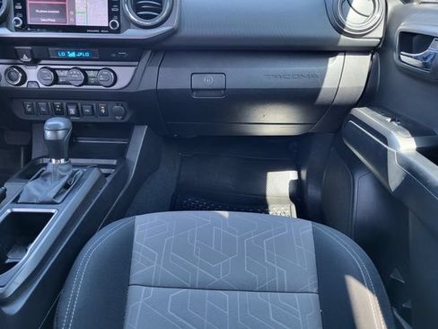 Used 2023 Toyota Tacoma TRD Off-Road w/ Technology Package AWD/4WD image 25