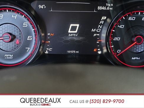 Used 2018 Dodge Charger SXT w/ Blacktop Package RWD image 16