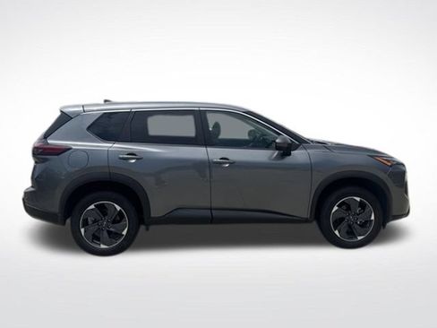 Used 2025 Nissan Rogue SV FWD image 7