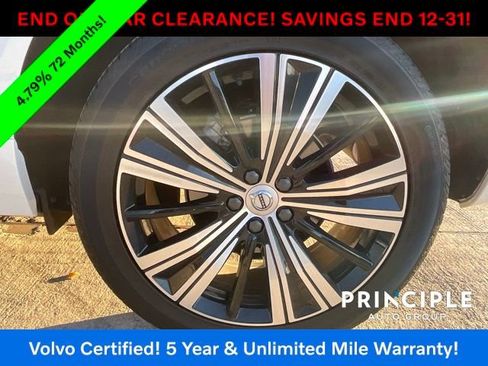 Certified 2023 Volvo XC60 B5 Plus w/ Protection Package Premier image 13