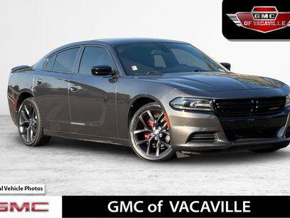 Used 2020 Dodge Charger SXT w/ Blacktop Package