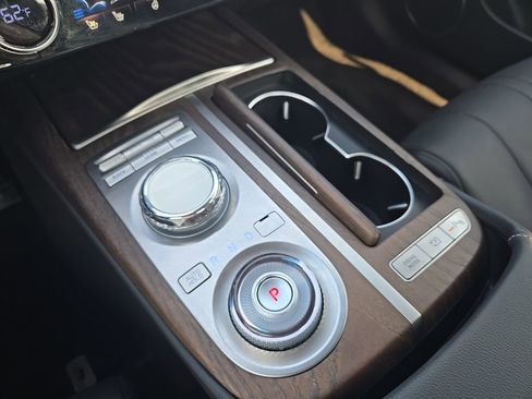 Used 2024 Genesis G80 Advanced image 38