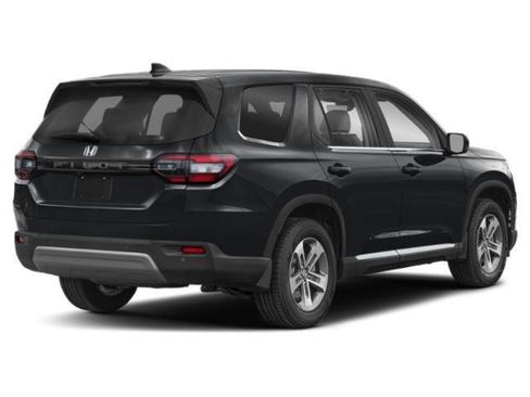 New 2025 Honda Pilot EX-L image 2