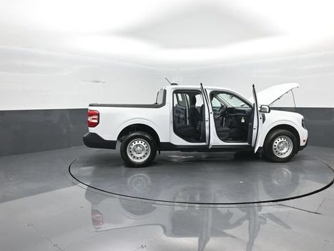 New 2026 Ford Maverick XL w/ Equipment Group 101A AWD/4WD image 31
