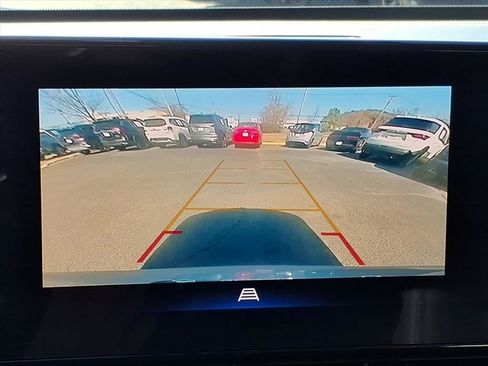 Certified 2025 Chevrolet Trax ACTIV w/ Sunroof Package image 17