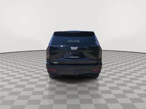 Used 2025 Cadillac Escalade ESV Sport w/ Touring Package AWD/4WD image 12