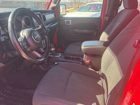 Used 2019 Jeep Wrangler Unlimited Sport S image 17