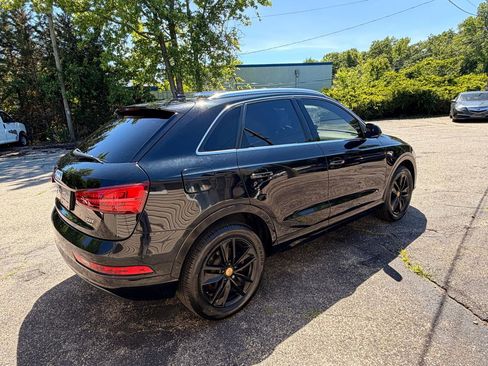 Used 2018 Audi Q3 2.0T Premium Plus w/ Premium Plus Package AWD/4WD image 8