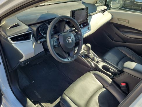 Used 2022 Toyota Corolla LE image 15