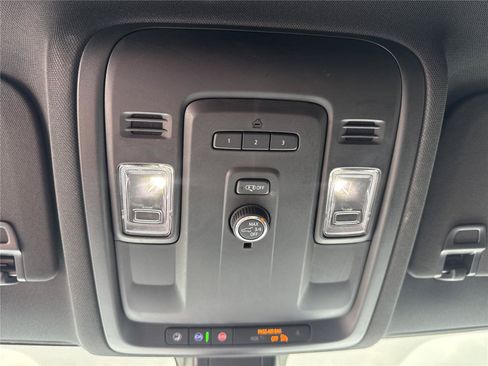 Used 2021 Chevrolet Tahoe LT RWD image 31