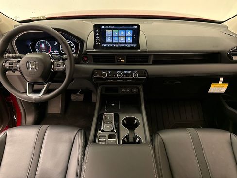 New 2025 Honda Pilot EX-L image 12