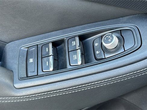 Used 2022 Subaru Forester Touring w/ Popular Package #3 image 12