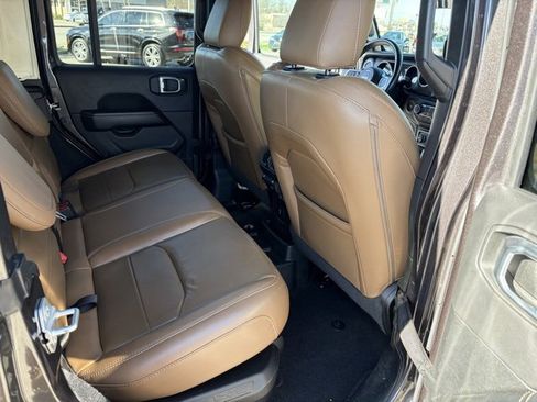 Used 2021 Jeep Wrangler Unlimited Sahara w/ Cold Weather Group image 37