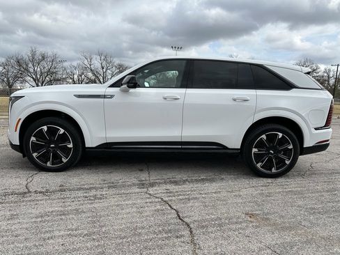 New 2025 Cadillac Escalade IQ Sport 1 w/ LPO, ONYX Package image 2